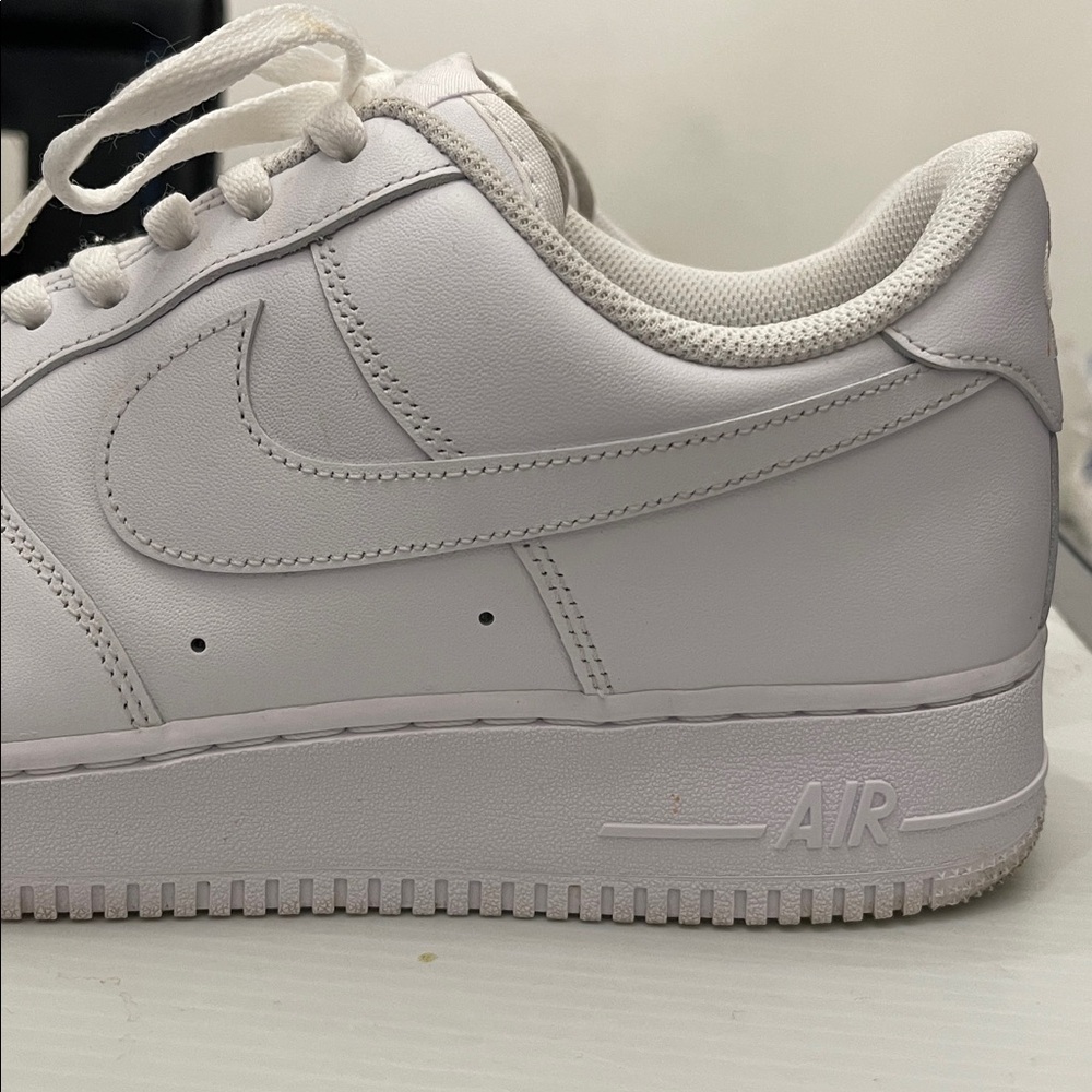 Nike Air Force 1 Low White Sneakers Men’s Size 12 - Picture 4 of 14